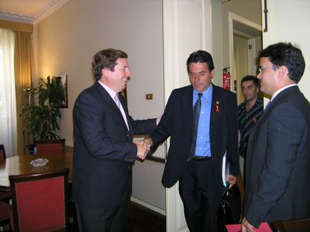 Gabriel Mato recibe a la Asociación de Vecinos Las Calas de Candelaria Gabriel Mato recibe a la Asociación de Vecinos Las Calas de Candelaria