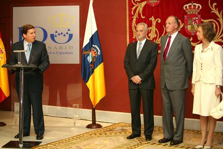 El presidente del Parlamento pronuncia su discurso de bienvenida a los Reyes de España El presidente del Parlamento pronuncia su discurso de bienvenida a los Reyes de España