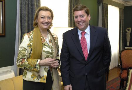 Visita de la ex presidenta de las Cortes, Luisa Fernanda Rudi Visita de la ex presidenta de las Cortes, Luisa Fernanda Rudi