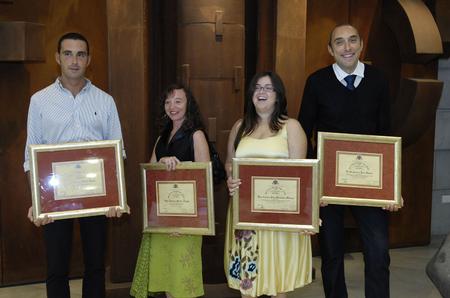 Los premiados en el Parlamento