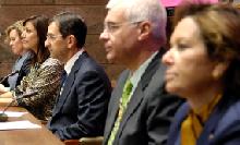 Fotografía La Mesa del Parlamento lamenta el fallecimiento de los inmigrantes que se dirigían en una patera a Lanzarote 