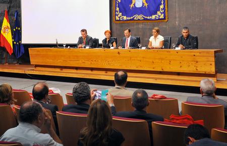 El presidente parlamentario durante su intervención El presidente parlamentario durante su intervención