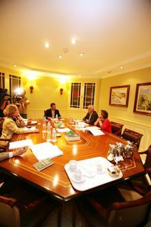 El martes, 13 de octubre de 2009, se reúne la Mesa del Parlamento para tratar, entre otros asuntos, el orden del día del próximo pleno de la Cámara.