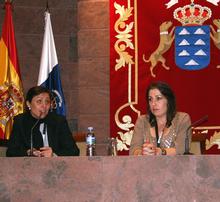 Los debates sobre las actuaciones a realizar con respecto a la situación del pueblo saharaui dieron paso a distintas ponencias.