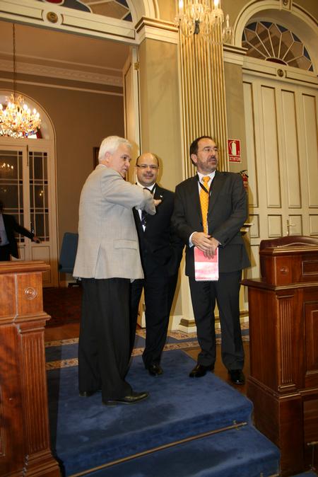 El trabajo desarrollado durante los dos días de reunión sirvió para redactar un documento de trabajo  para los distintos estamentos implicados en el programa de ayuda y solidaridad.