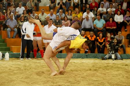 Otro momento de la luchada