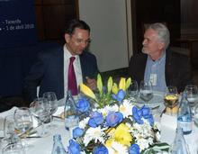 El presidente del Parlamento con el Vice-Presidente del Parlamento Europeo, D. Miguel Angel Martínez