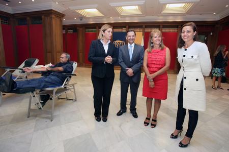 De izqda a der - Mercedes Roldós, Antonio Castro, Ofelia Reyes y Crsitina Tavío