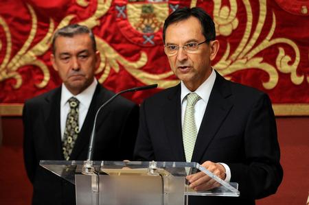 El Presidente del Parlamento, Antonio Castro, durante su discurso.