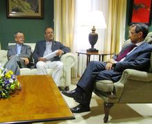 Fotografía El presidente del Parlamento recibió al Coordinador Estatal de la Unión de Uniones de Agricultores y Ganaderos y a representantes de PALCA 