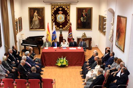 Vista general del Salón tras la entrega de medallas a la RACBA. Vista general del Salón tras la entrega de medallas a la RACBA.