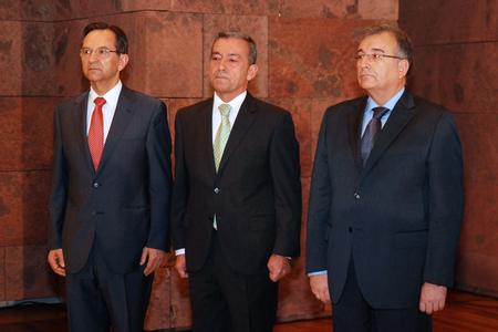 Los presidente del Gobierno y del Parlamento con Rafael Díaz, máximo responsable de la Audiencia de Cuentas.