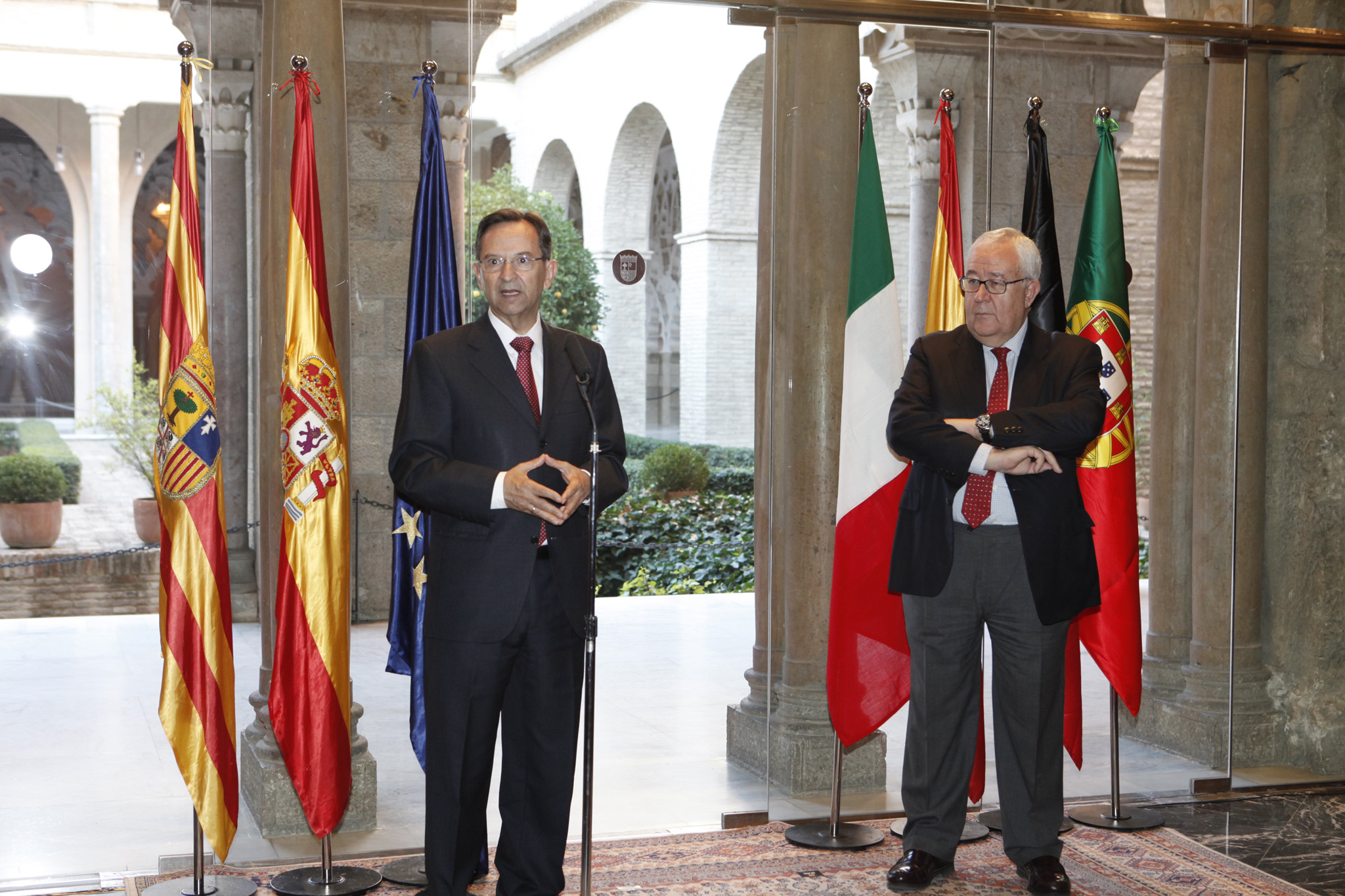 Reunión del grupo de subsidiariedad de la CALRE en las Cortes de Aragón (1).