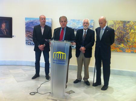 El vicepresidente segundo, Manuel Fernández, inaugurando la exposición de Mazuelas.
