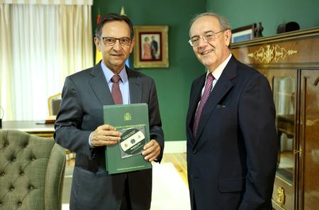 El presidente del Parlamento recibió la Memoria de la Fiscalía de la Comunidad Autonoma de Canarias 2012