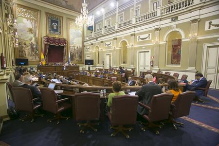 Salon de Plenos del Parlamento de Canarias.