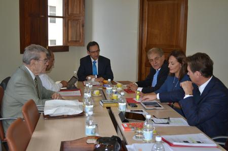 Reunión de la Mesa del Parlamento en Fuerteventura.