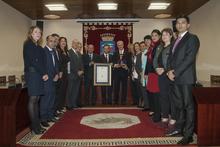 Fotografía El Parlamento entregó su Medalla de oro al Cabildo de El Hierro 