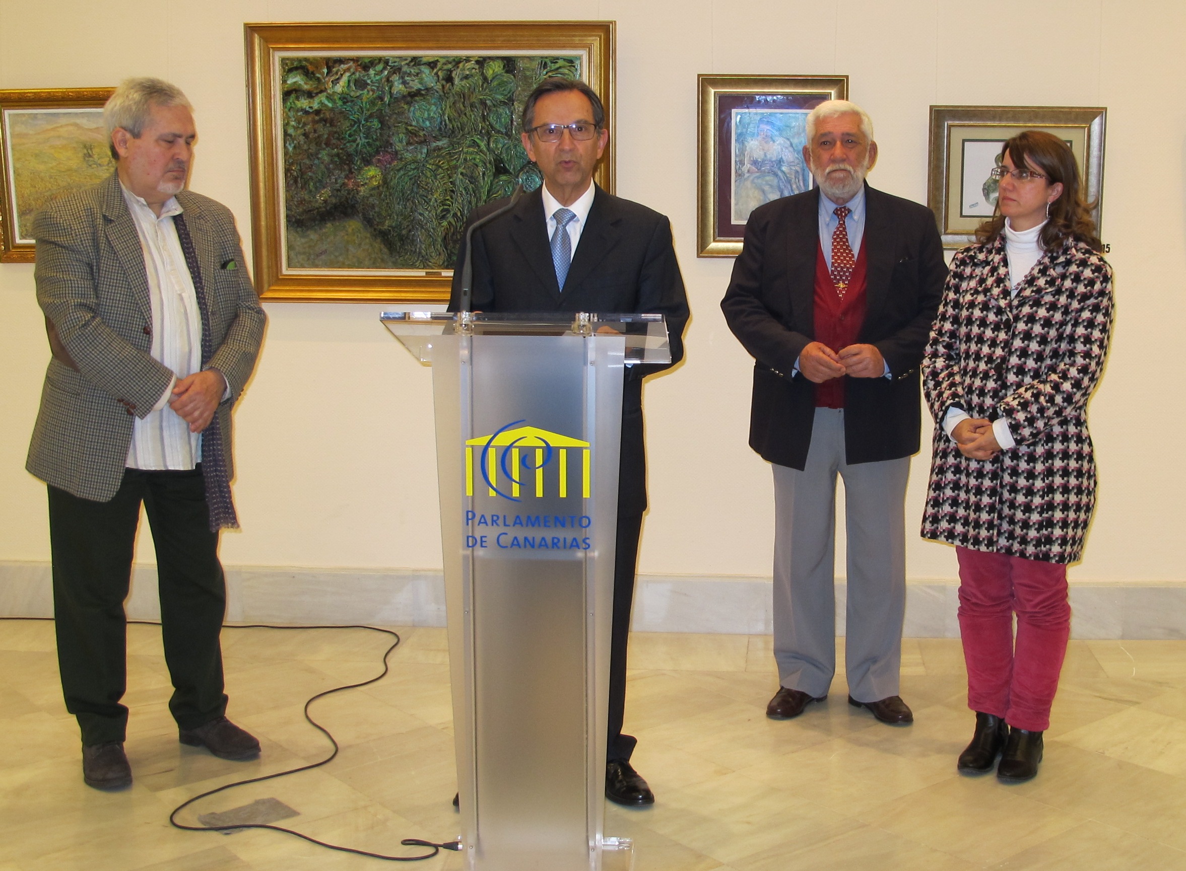 Inauguración de la exposición Paisajes y homenajes del pintor Carlos Jorge.