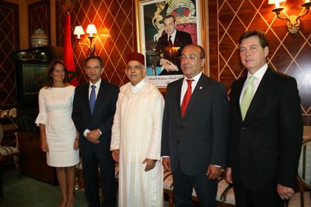 La delegación parlamentaria con el presidente de la Cámara de Consejeros, Mohamed Cheikh Biadillah.