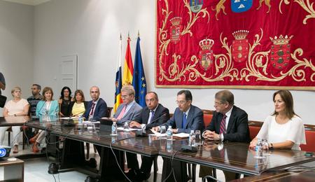 El Parlamento emite en directo toda su actividad a través de www.parcan.es