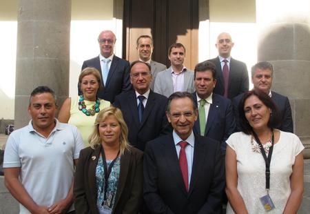 El Parlamento pide por unanimidad un tratamiento singular para La Graciosa.