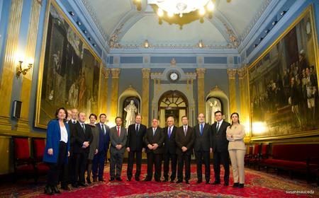 Los presidentes de Parlamentos Autonómicos con el presidente del Senado. Los presidentes de Parlamentos Autonómicos con el presidente del Senado.