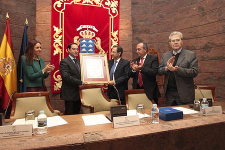Reconocimiento del Parlamento al Real Casino de Tenerife.