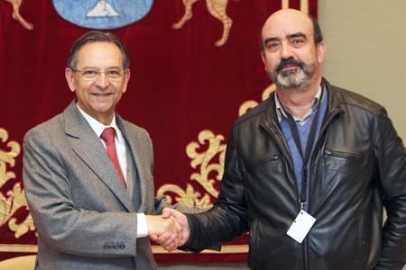 Firma de un Convenio entre el Parlamento de Canarias y la Academia Canaria de la Lengua.