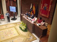 Soledad Becerril ofrece la lección inaugural del curso de Radio ECCA.