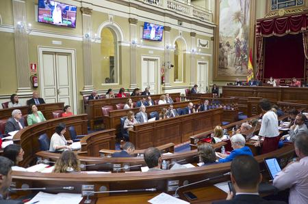 Pleno del Parlamento de Canarias.