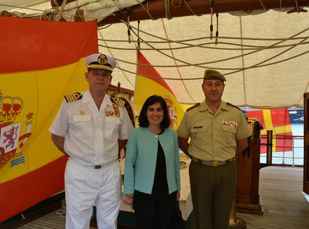 Durante el recorrido por el buque escuela.