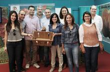 Los miembros de la comisión, durante su visita a Feaga.