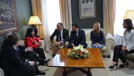 Durante el encuentro en el despacho de la presidenta.