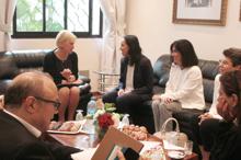 La presidenta, junto a las ministras de Exteriores sueca y marroquí.