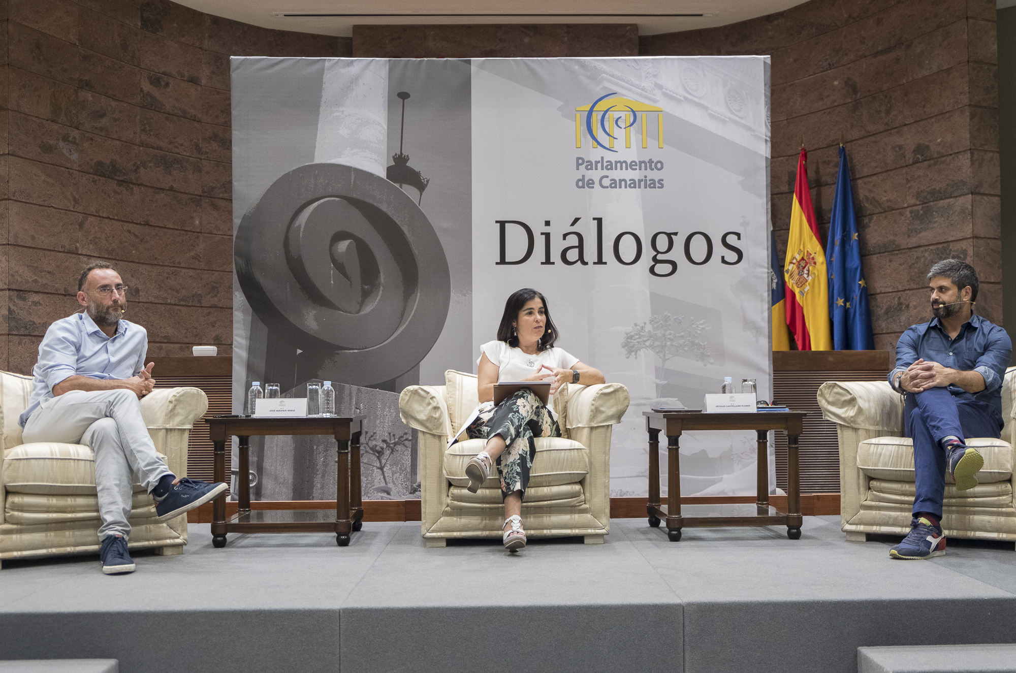 Naranjo, Darias y Castellano durante la tercera edición de 'Diálogos'.