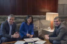 Fotografía El Parlamento presenta al presidente del Gobierno su proyecto para una estrategia canaria de ODS