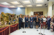 Fotografía El Parlamento de Canarias inaugura su nacimiento y el alumbrado navideño 