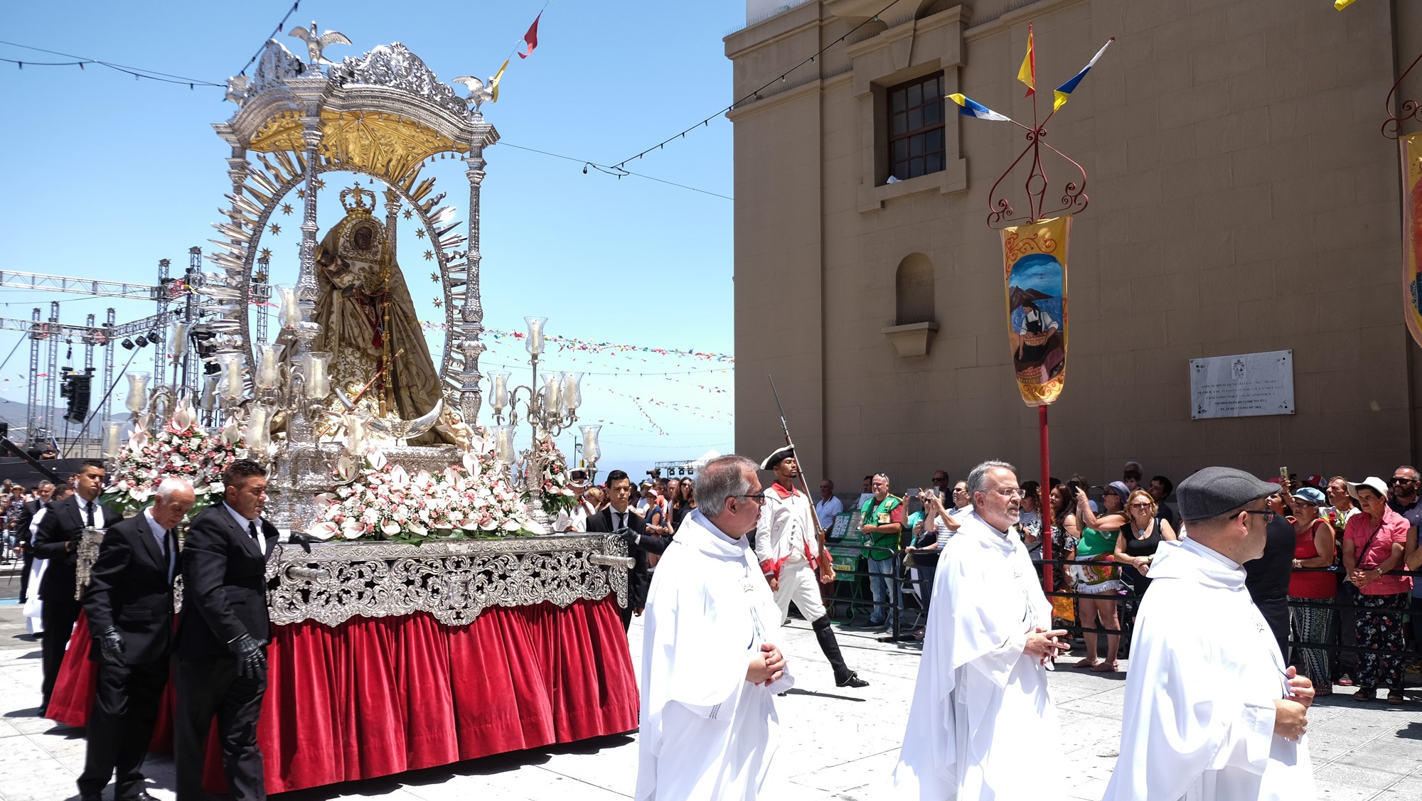 Un momento durante la procesión de la Virgen de Candelaria