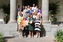 Fotografía La presidenta del Parlamento anima a cuidar la salud mental “desde la infancia hasta la vejez” 
