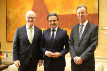 Fotografía El embajador de Noruega en España visita el Parlamento canario 