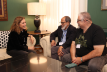 Fotografía Representantes saharauis trasladan a Astrid Pérez su inquietud por la situación de los apátridas en la regularización extraordinaria de inmigrantes 