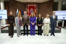 Fotografía El Parlamento de Canarias acoge una jornada de la Asociación Española de Protocolo sobre comunicación, imagen y relaciones institucionales 