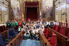Fotografía El Parlamento de Canarias abre sus puertas a 58 escolares de Gran Canaria y Tenerife en una nueva edición de “Diputados por un día” 