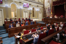Fotografía El Parlamento de Canarias aprueba por unanimidad la inclusión de La Graciosa en la letra del himno autonómico 