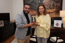 Fotografía Astrid Pérez: “Kike Pérez es mucho más que un referente del humor; es un ejemplo de talento, esfuerzo y valores para Canarias”