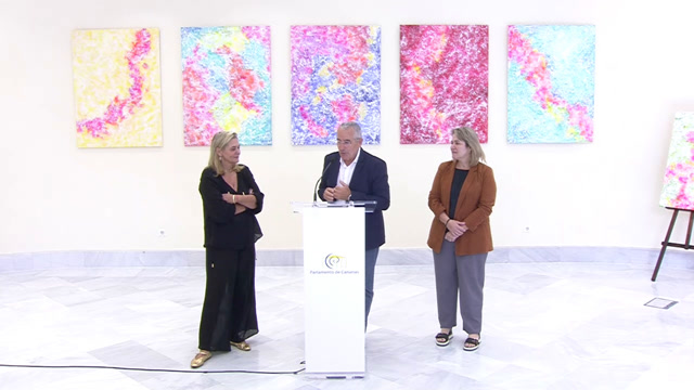 Inauguración de la exposición "Cartografía del color" de Virginia Moreno