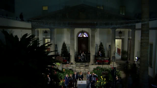 Encendido de la iluminación navideña y actuación musical