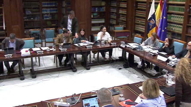 Presupuestos y Hacienda (11/dic/2025 10:00)