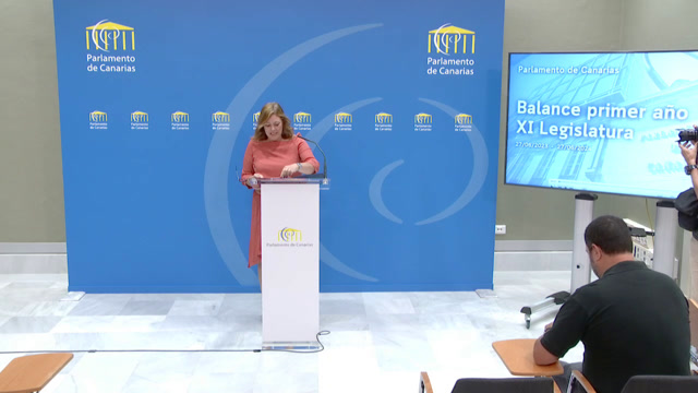 Rueda de prensa de la presidenta del Parlamento, doña Astrid Pérez Batista, para hacer balance del primer año de la XI Legislatura
